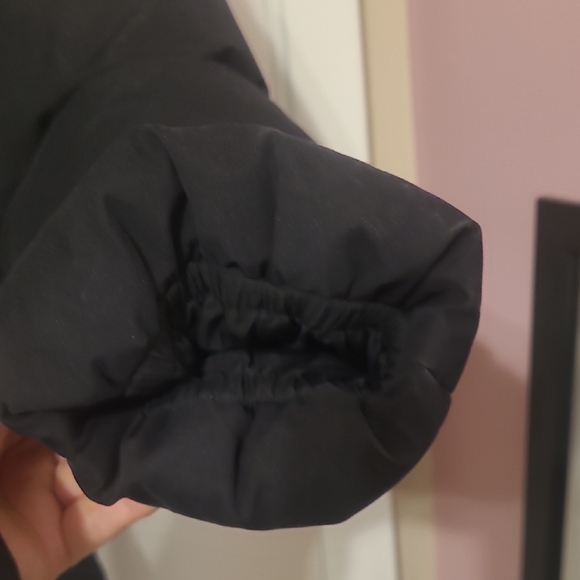 Wilfred Midnight Black Cloud Puffer Jacket - Picture 5 of 6